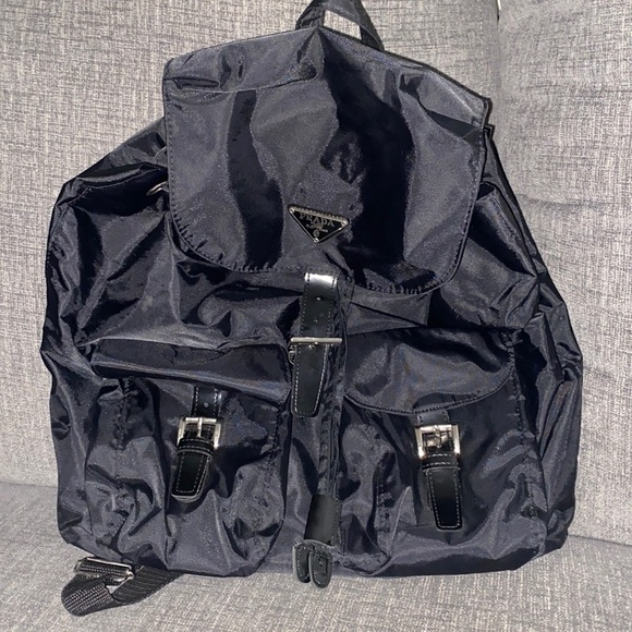 Prada Re-Nylon Medium Backpack - Picture 4 of 7